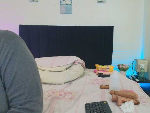 QueenMatturex live cam preview