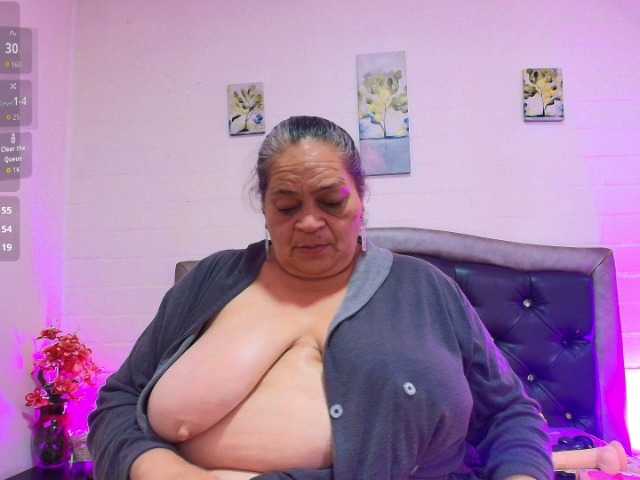 VickyBoobss
