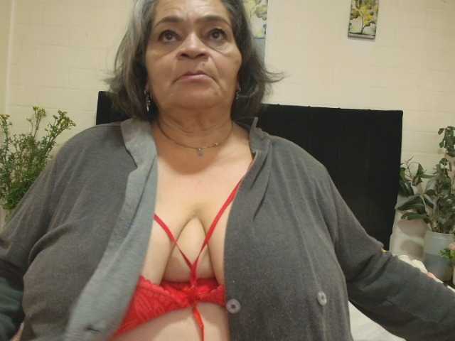 VickyBoobss