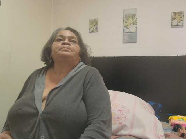 VickyBoobss