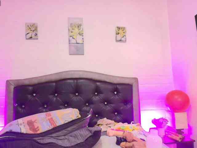 QueenMatturex webcam