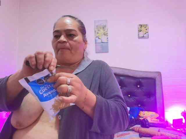 QueenMatturex webcam