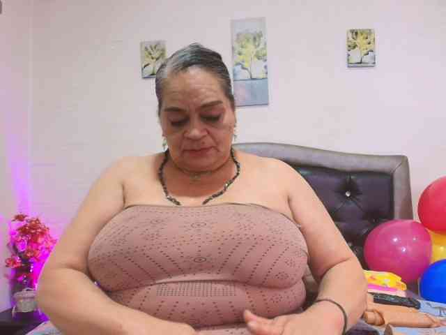 VickyBoobss