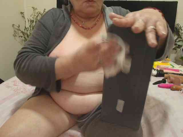 QueenMatturex webcam