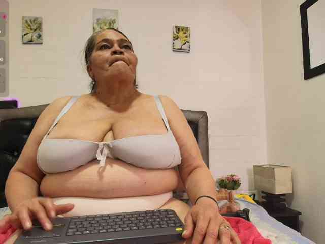 VickyBoobss VickyBoobss