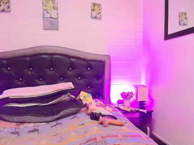 QueenMatturex webcam