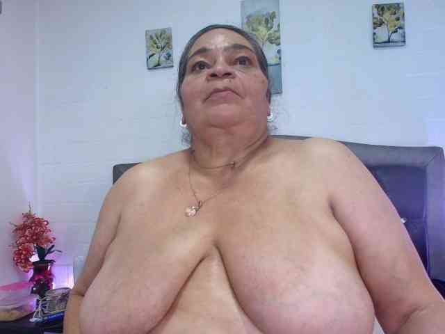 VickyBoobss VickyBoobss