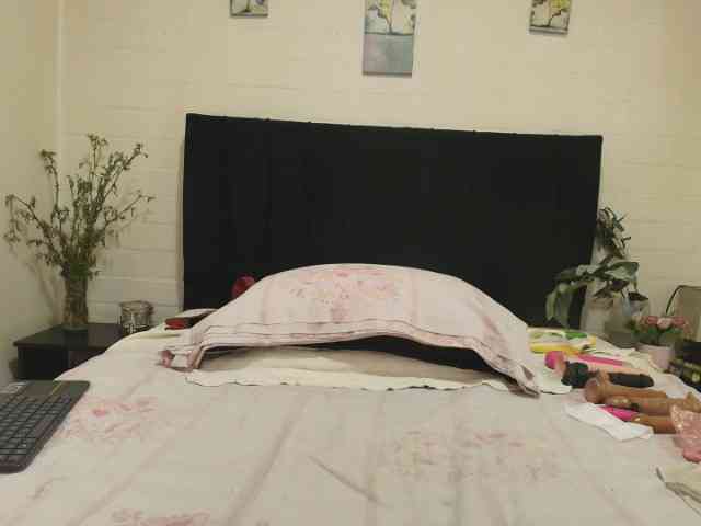 QueenMatturex webcam