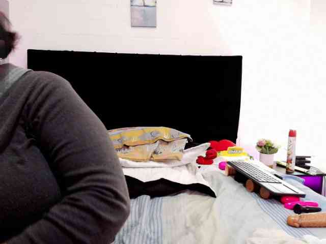 QueenMatturex webcam