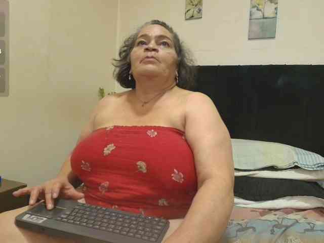 VickyBoobss