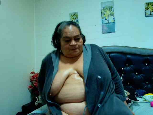QueenMatturex webcam