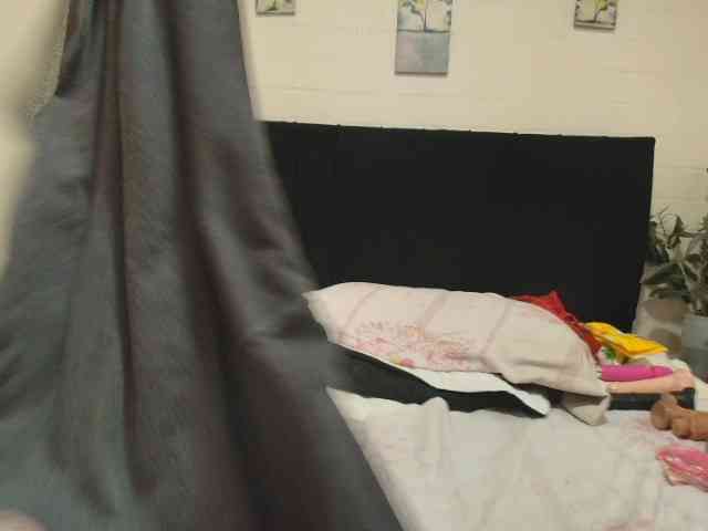QueenMatturex webcam
