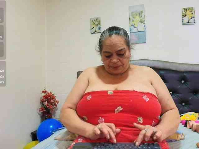 VickyBoobss Live Webcam on BongaCams