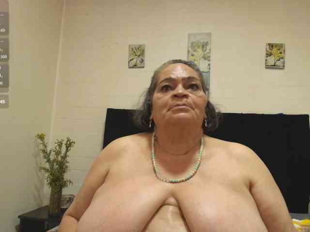 VickyBoobss