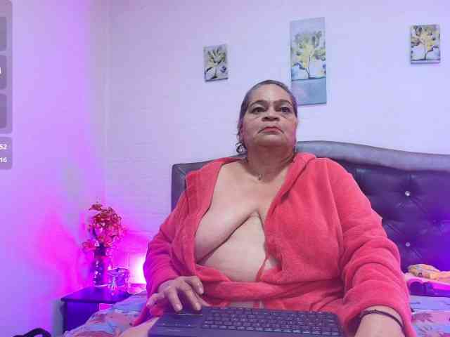 VickyBoobss VickyBoobss