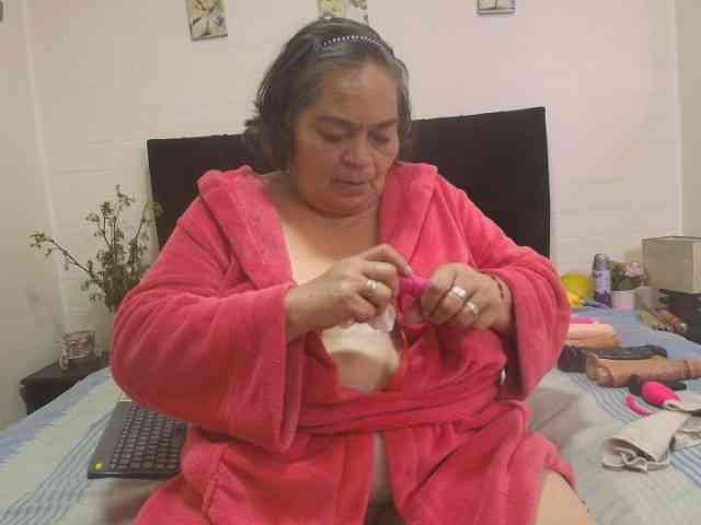 VickyBoobss