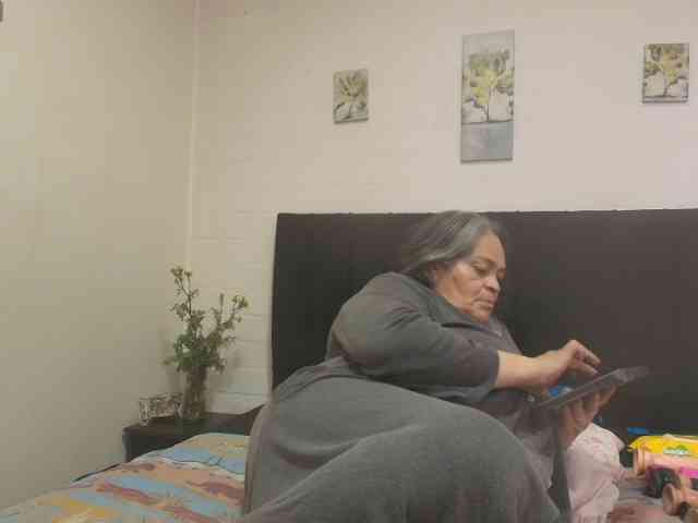 QueenMatturex webcam