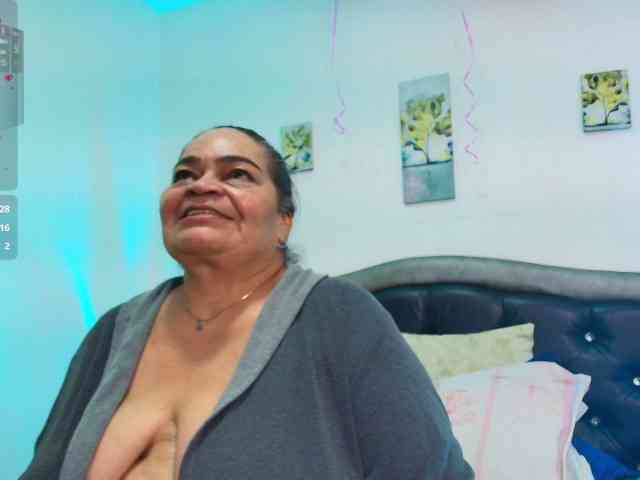 QueenMatturex webcam