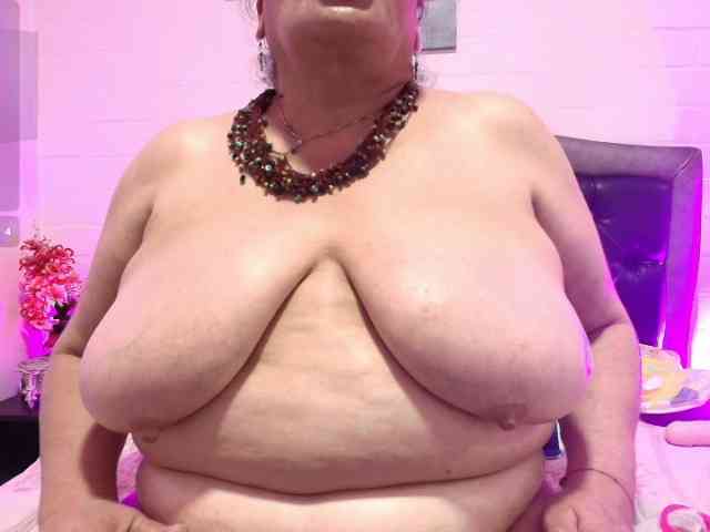 VickyBoobss VickyBoobss