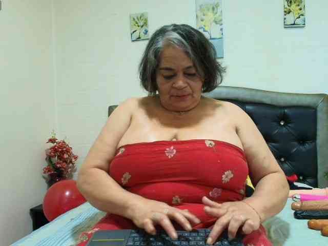 VickyBoobss VickyBoobss