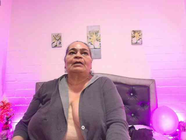 VickyBoobss
