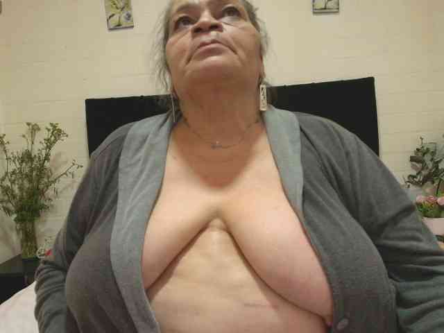 VickyBoobss