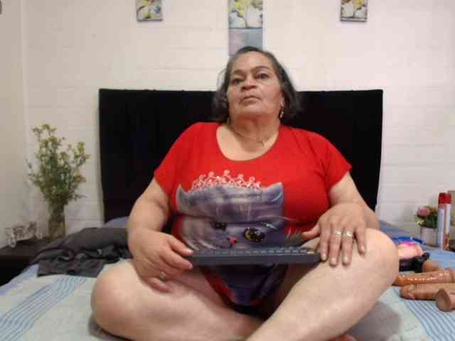 QueenMatturex webcam