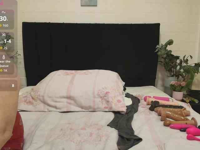 QueenMatturex webcam