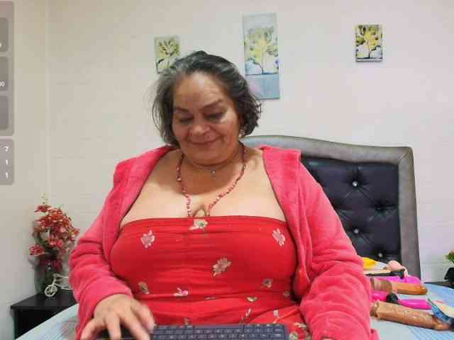QueenMatturex webcam