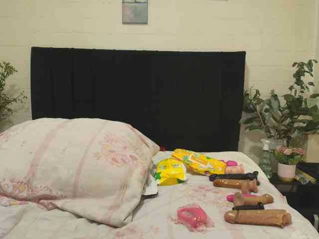 QueenMatturex webcam