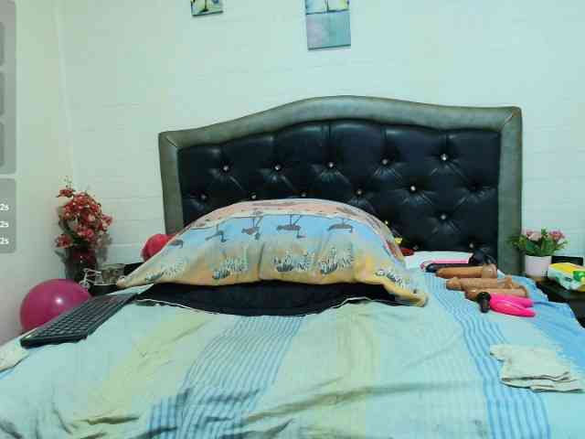 QueenMatturex webcam