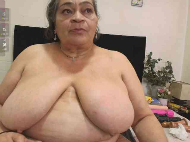 VickyBoobss VickyBoobss