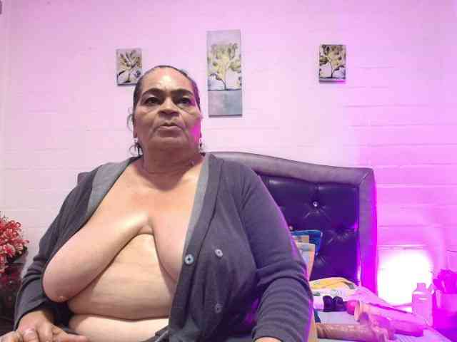 VickyBoobss VickyBoobss