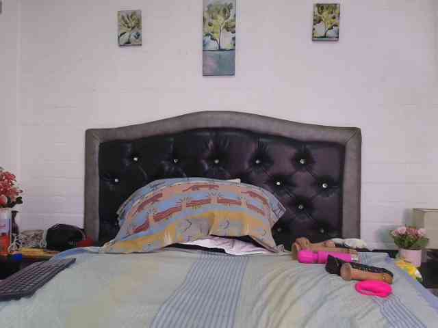 QueenMatturex webcam