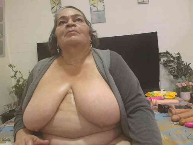 VickyBoobss Live Webcam on BongaCams
