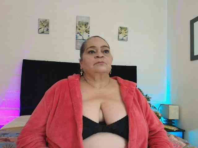 QueenMatturex webcam