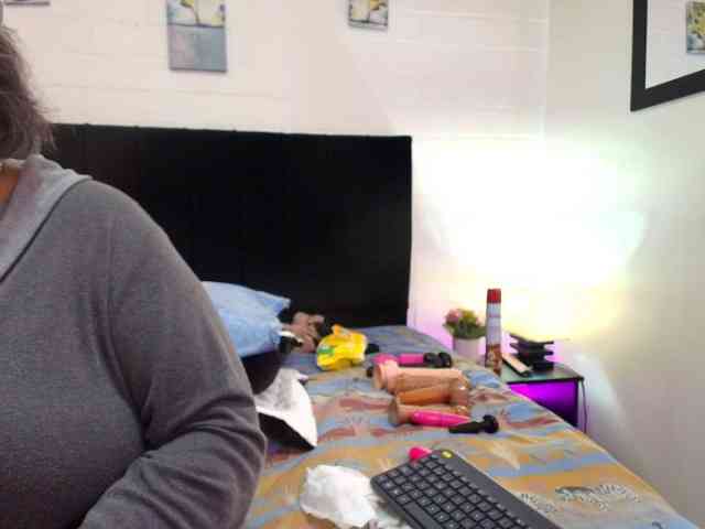 QueenMatturex webcam