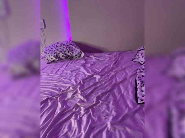 Модель: OurShowYou