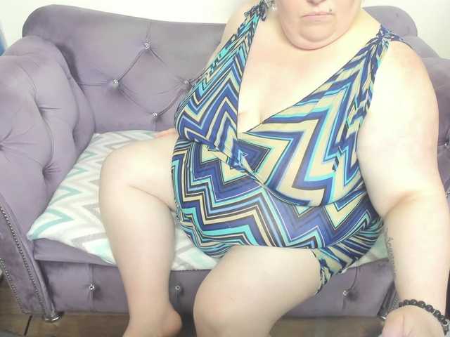 fashiona live cam on BongaCams