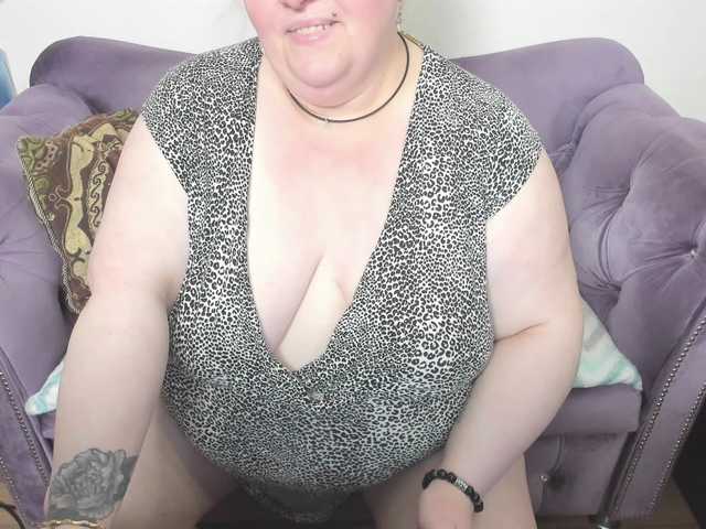 fashiona's BongaCams show and profile