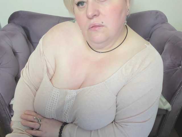 fashiona's BongaCams show and profile