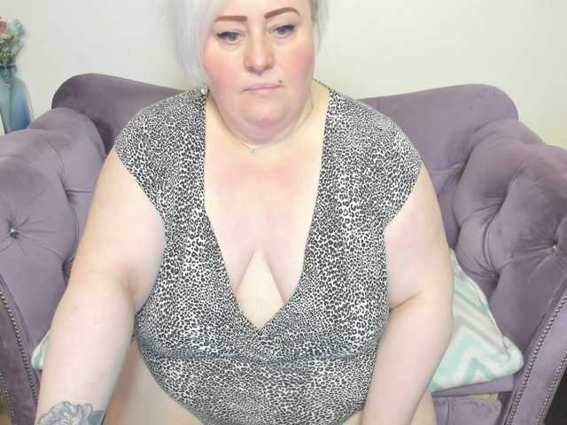 fashiona live cam on BongaCams