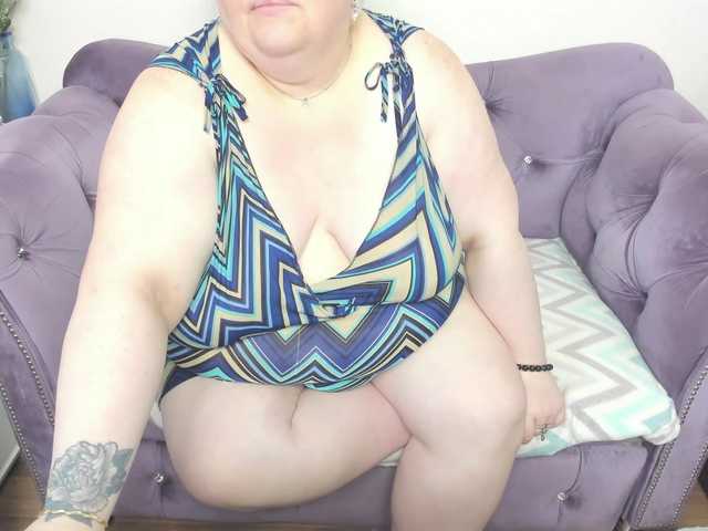 fashiona live cam on BongaCams