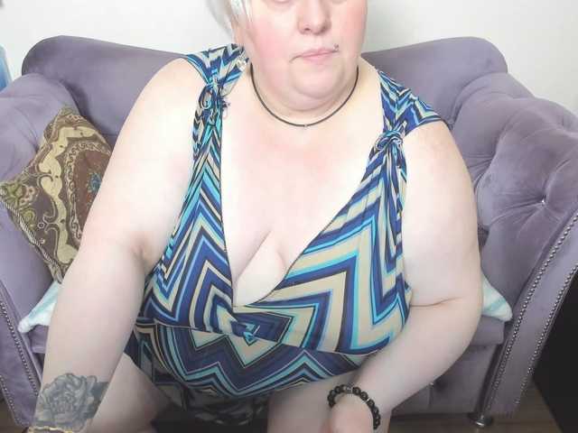 fashiona's BongaCams show and profile