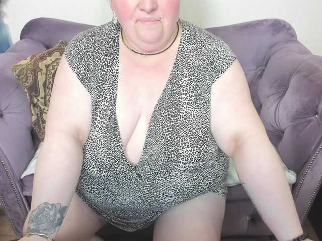 fashiona's BongaCams show and profile