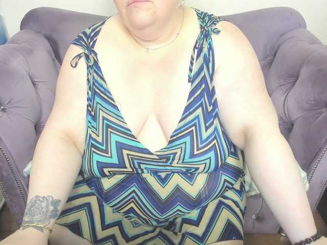 fashiona live cam on BongaCams