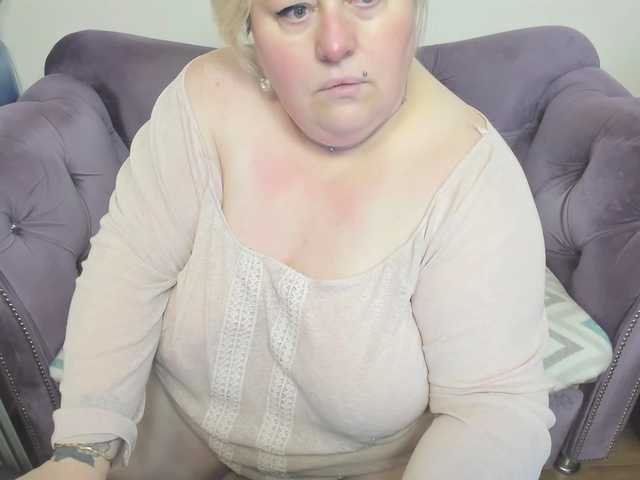 fashiona — live female cam