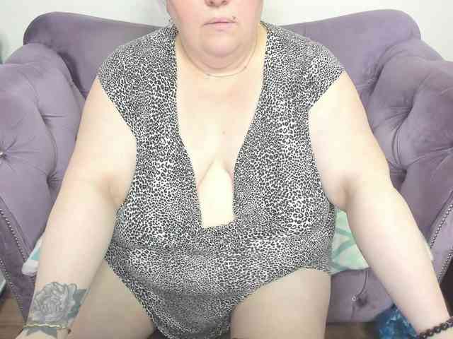 fashiona Live Webcam on BongaCams