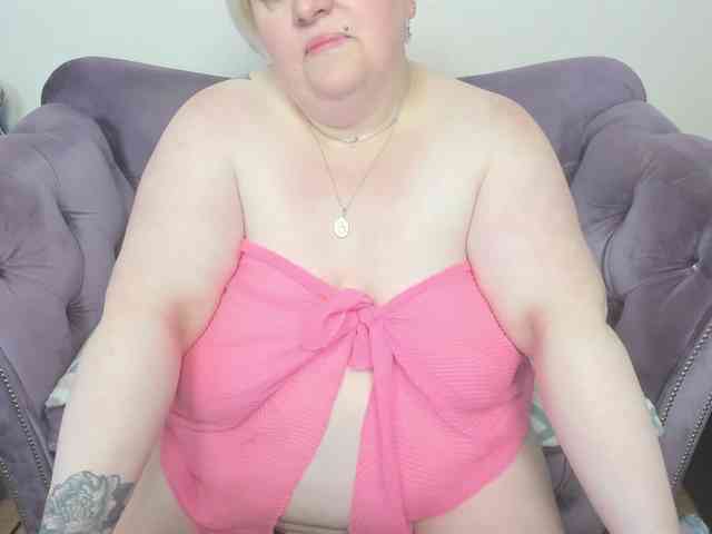 fashiona Live Webcam on BongaCams