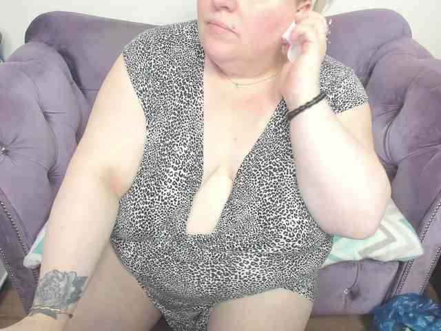 fashiona Live Webcam on BongaCams